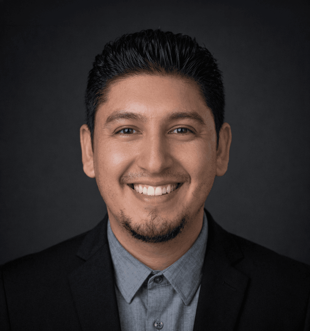 Mario Escalante, Co-Founder of Novura Home